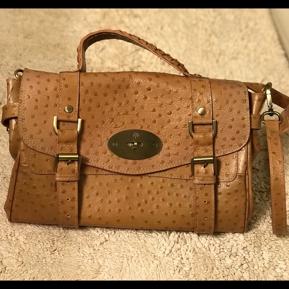 Beige ostrich skin look handbag
